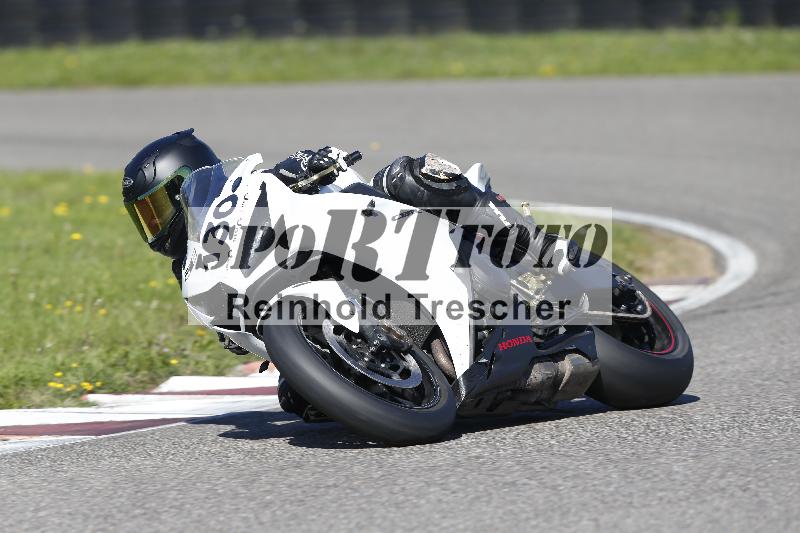 /55 20.09.2025 Speer Racing ADR/Gruppe weiß/130